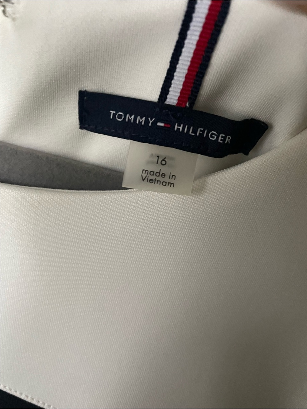 Tommy Hilfiger Black and White Ruffle Cap Sleeve Sheath Dress Plus Size 16 - Picture 7 of 9